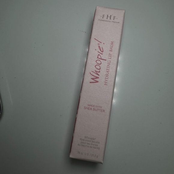 FarmHouse Fresh WHOOPIE! HYDRATING Lip Balm | New In Box | 0.76 oz. Shea Butter - Picture 3 of 5